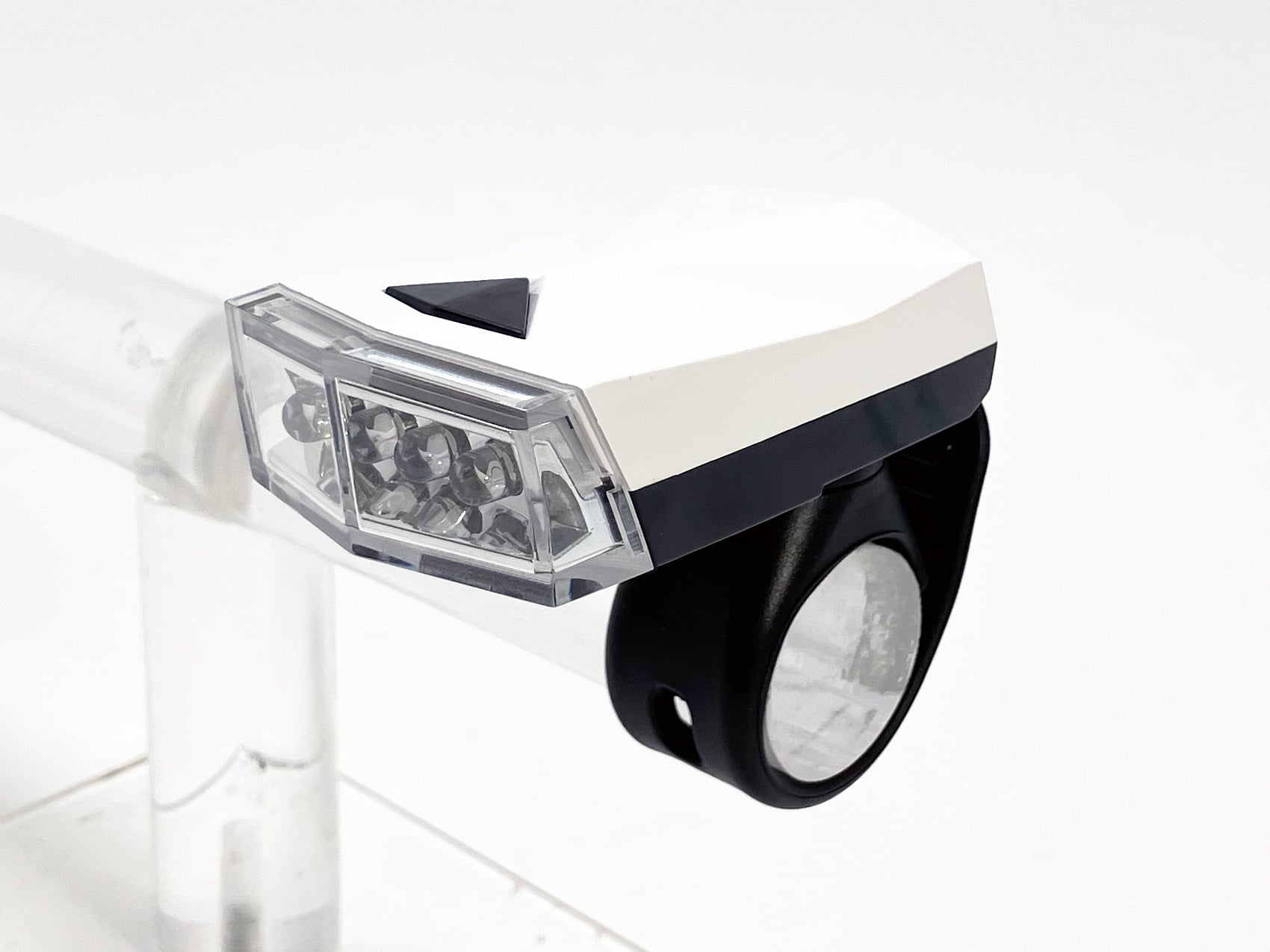 4LEDフロントライト 平型 ｜パーツ・用品・自転車商品｜㈱サギサカ