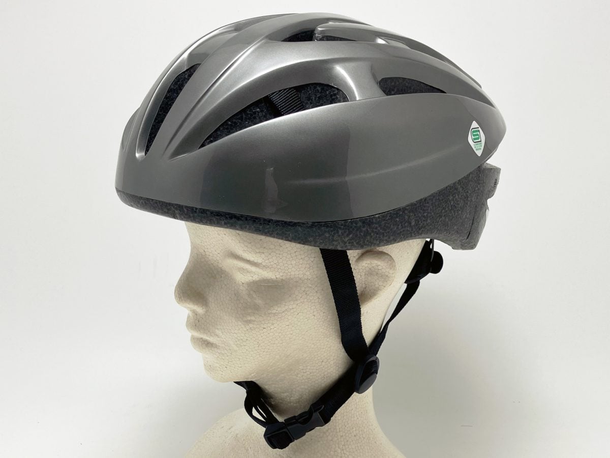 SGスポーツヘルメット Hedys