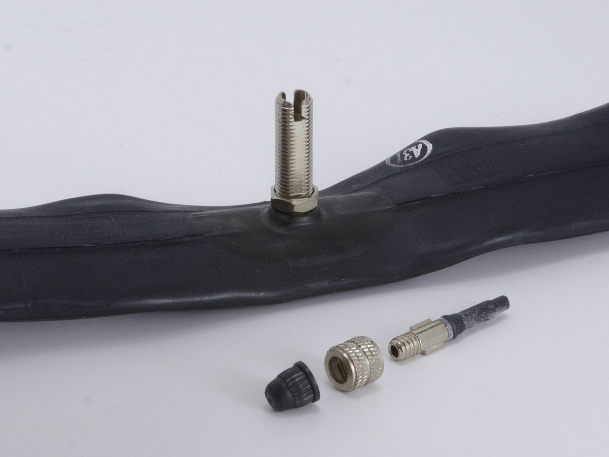 チューブ 16×1.5~1.75 (英式) 袋入り