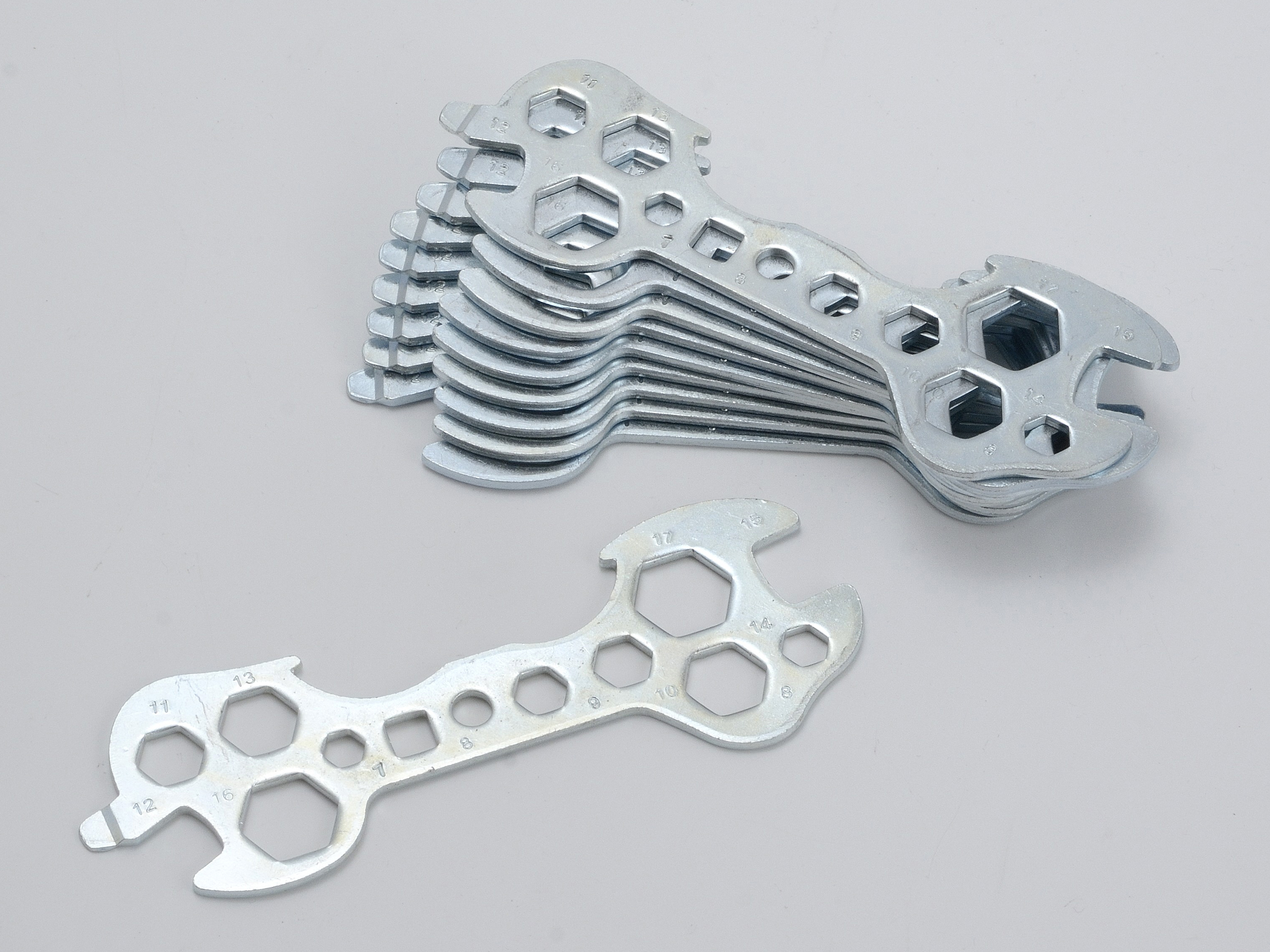 13穴板スパナ (10本セット) ｜パーツ・用品・自転車商品｜㈱サギサカ