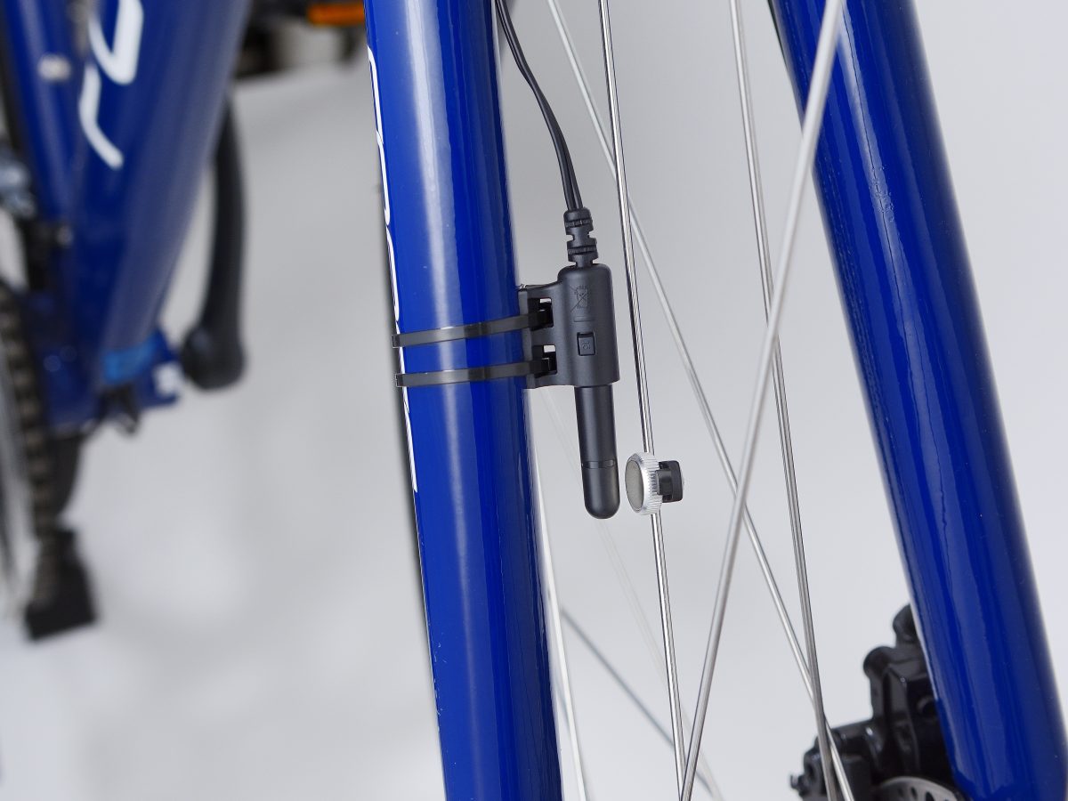 CAT EYE VELO9 (CC-VL820)