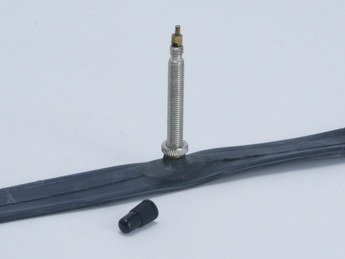 Panaracer チューブ 700×23~28C (仏式) バルブ長約48mm