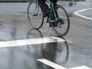 クロスバイクを雨に強い自転車にするには(雨仕様クロスバイク) | 商品紹介